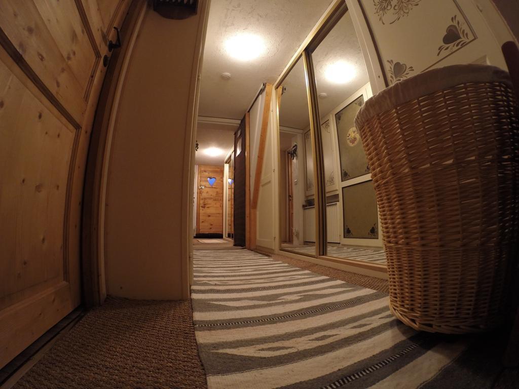 Chalet De Pascaline Bed & Breakfast Ле Уш Екстериор снимка