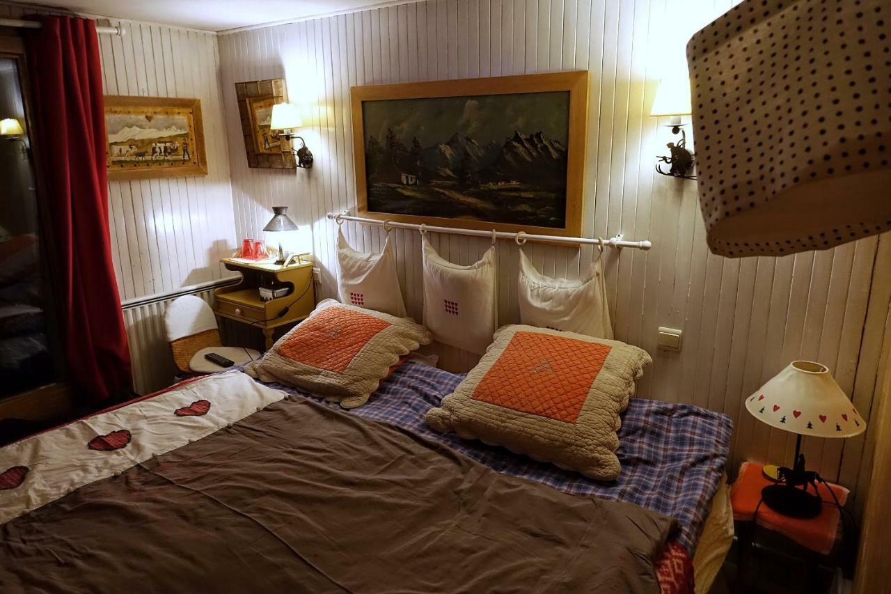 Chalet De Pascaline Bed & Breakfast Ле Уш Екстериор снимка